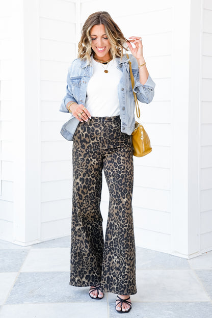 Judy Blue High Rise Leopard Retro Wide Leg Jeans