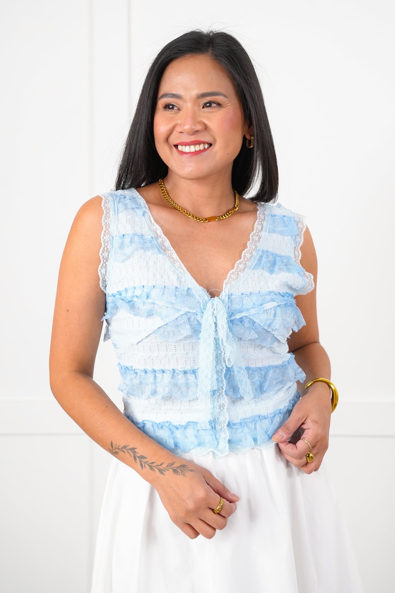 POL Woven Lace Ruffle Sleeveless V Neck Crop Top