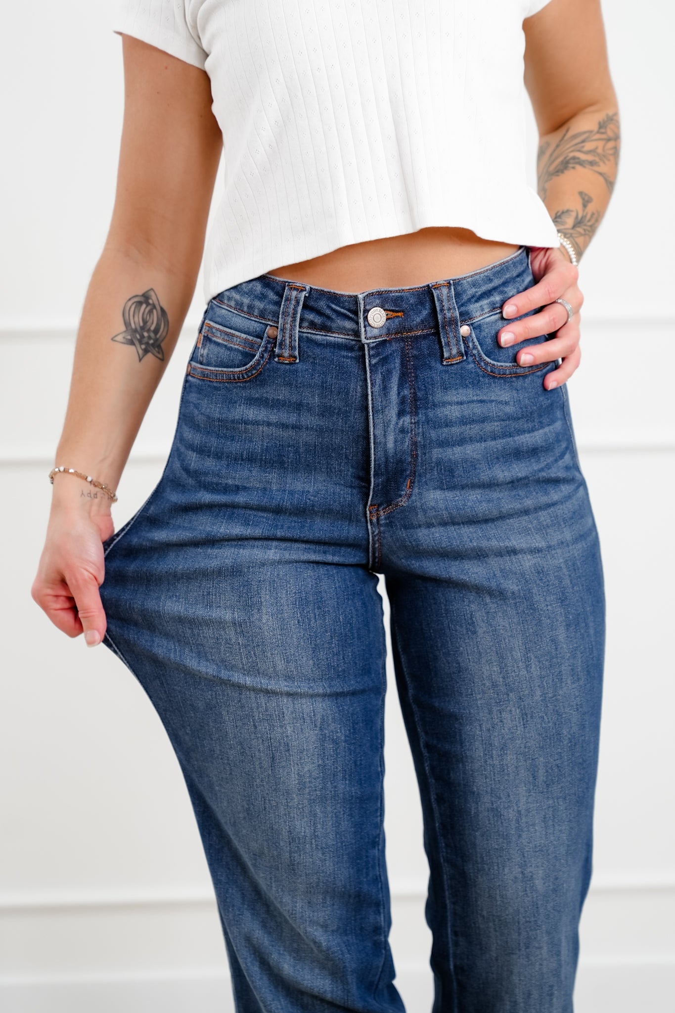 Judy Blue High Rise Medium Wash Tummy Control Straight Leg Jeans