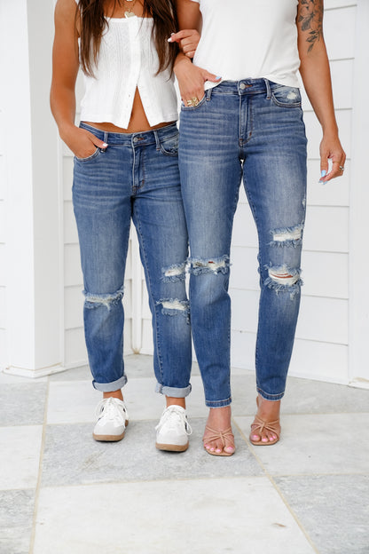 Judy Blue Mid Rise Medium Vintage Wash Distressed Boyfriend Jeans