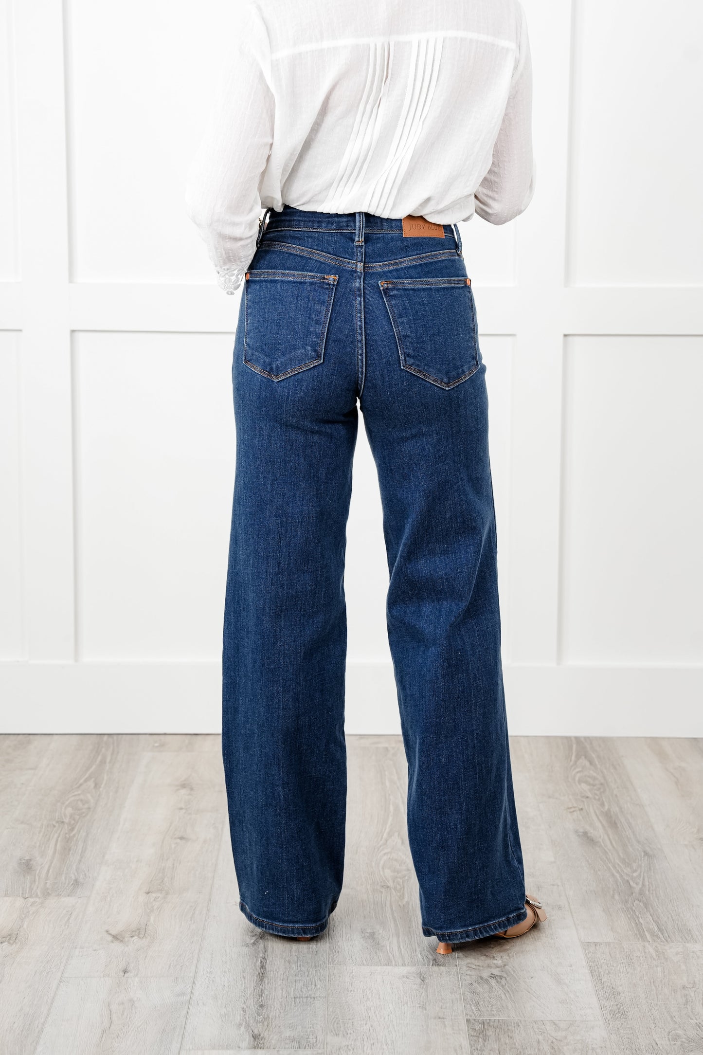 Judy Blue High Rise Medium Wash Vintage Wide Leg Jeans