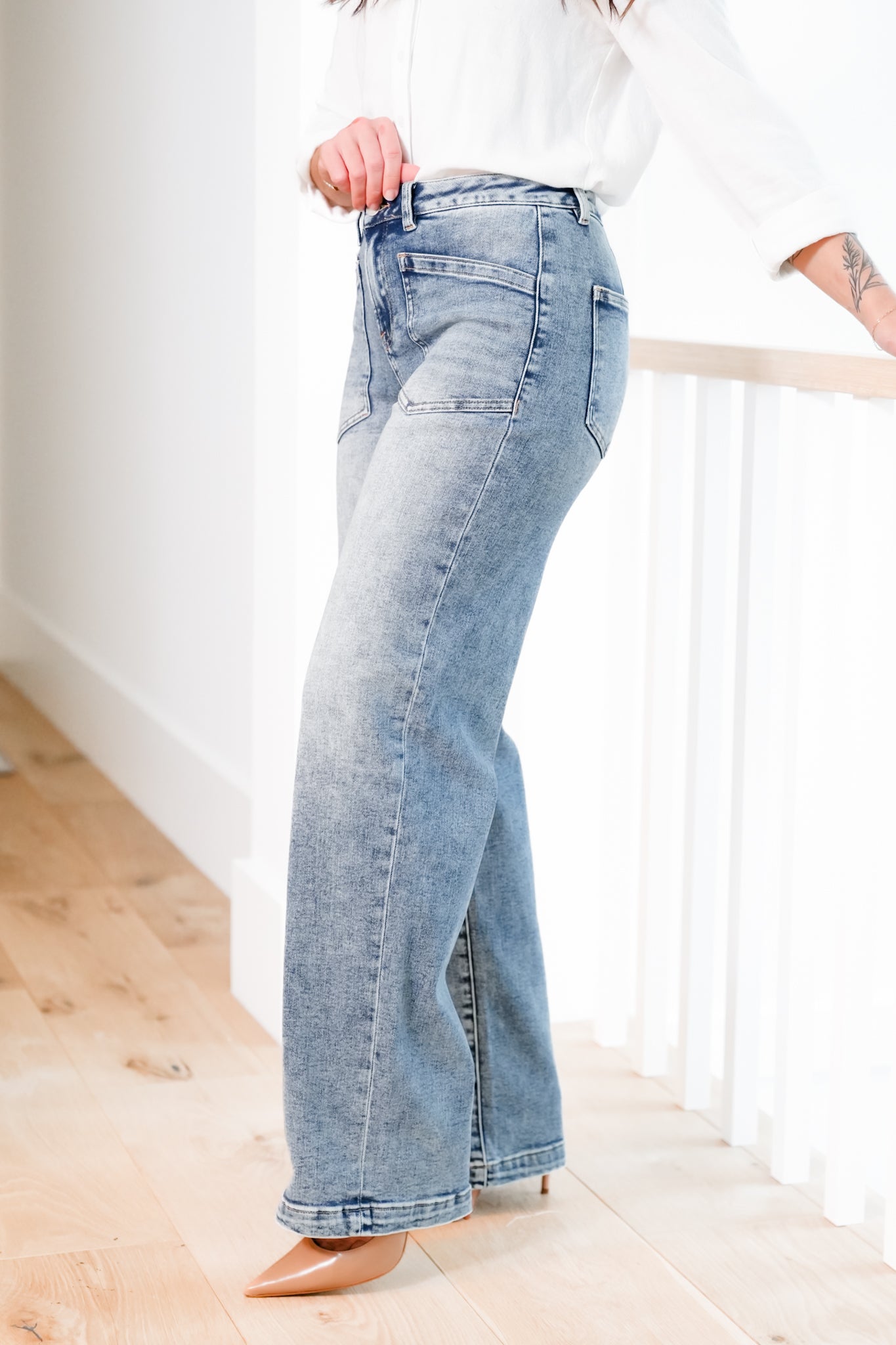 Risen Mid Rise Medium Wash Relaxed Fit Baggy Jeans with Patch Pockets