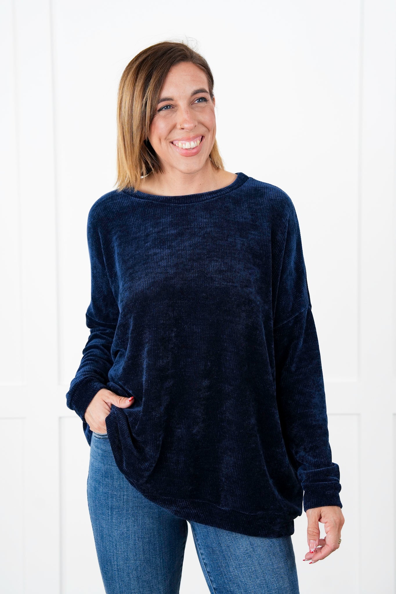 Plus/Reg Solid Chenille Long Sleeve Round Neck Top (Multiple Colors)