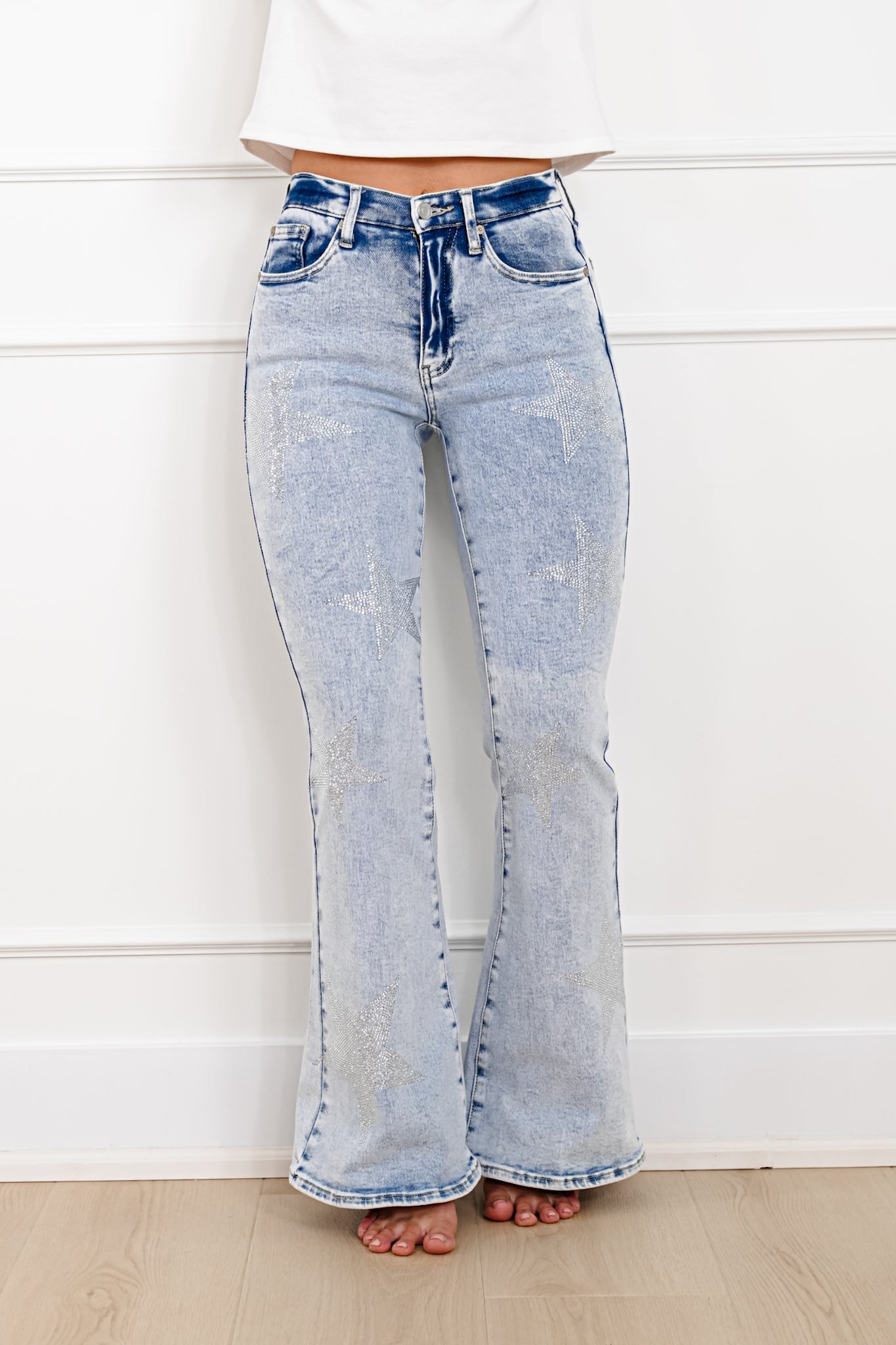 Saige Mid Rise Light Wash Tummy Control Star Flare Jeans