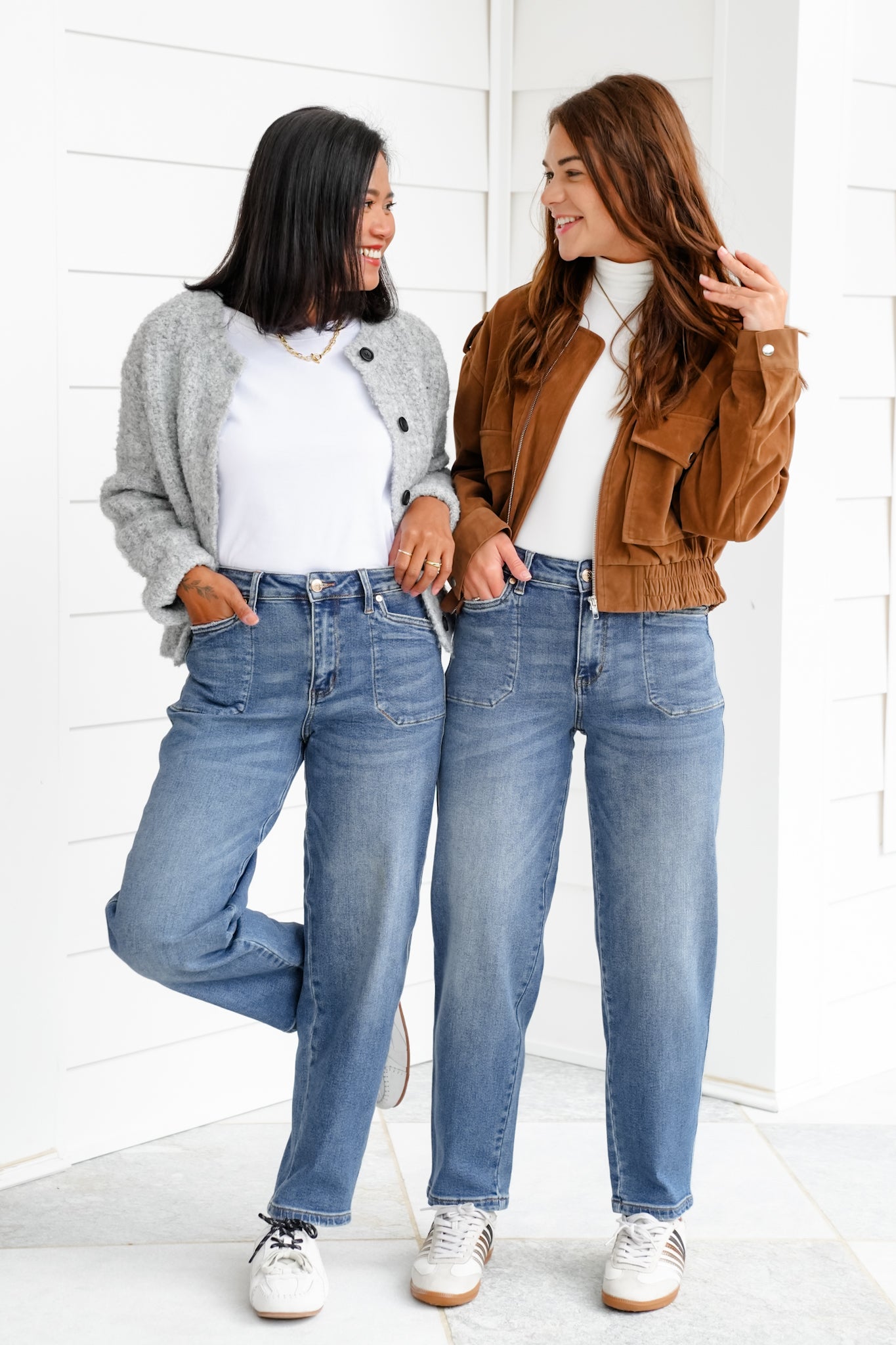 Judy Blue High Rise Medium Wash Soft Barrel Jeans with Square Pockets