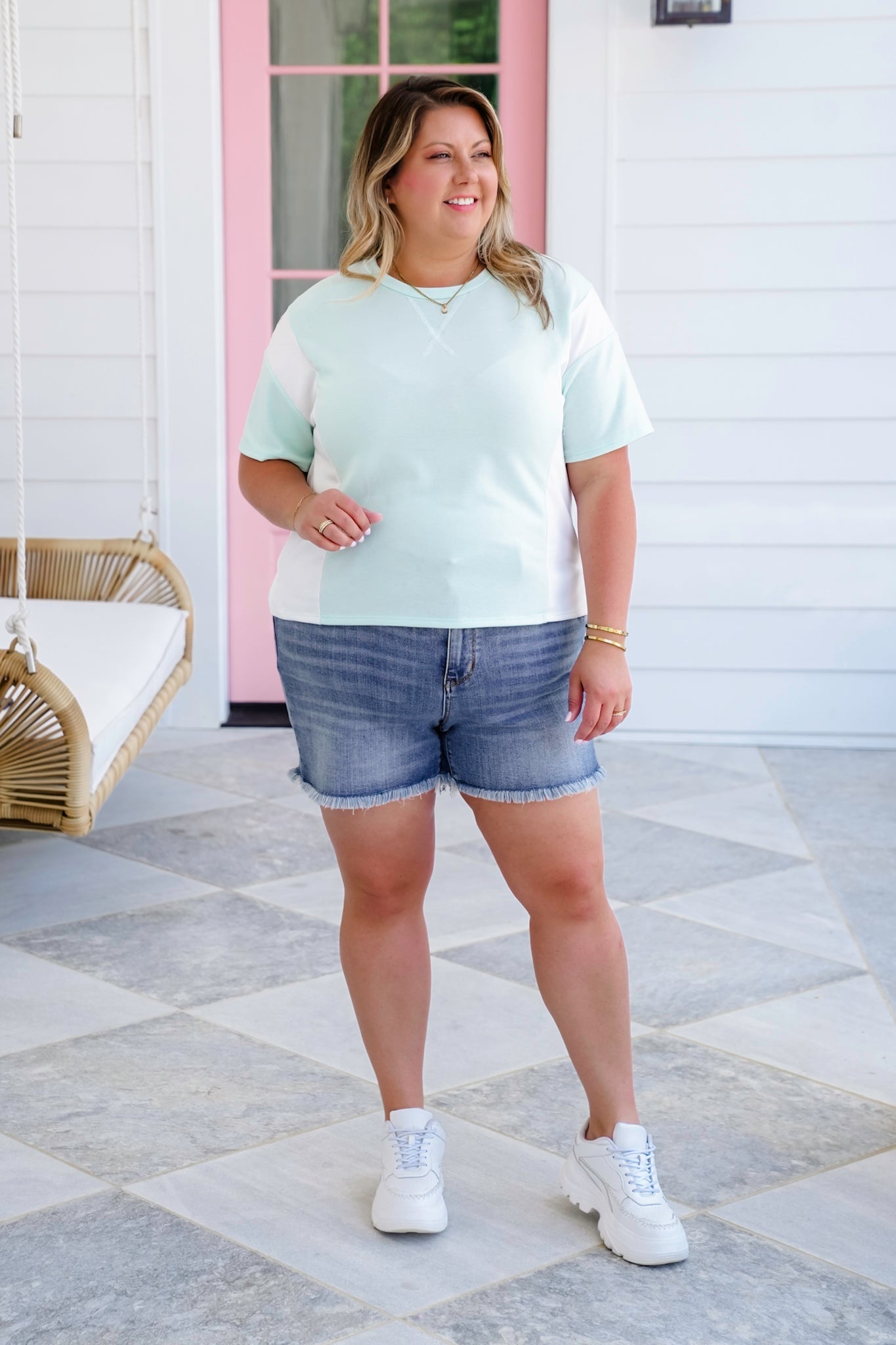 Plus/Reg Color Block Short Sleeve Round Neck Top With Side Slit