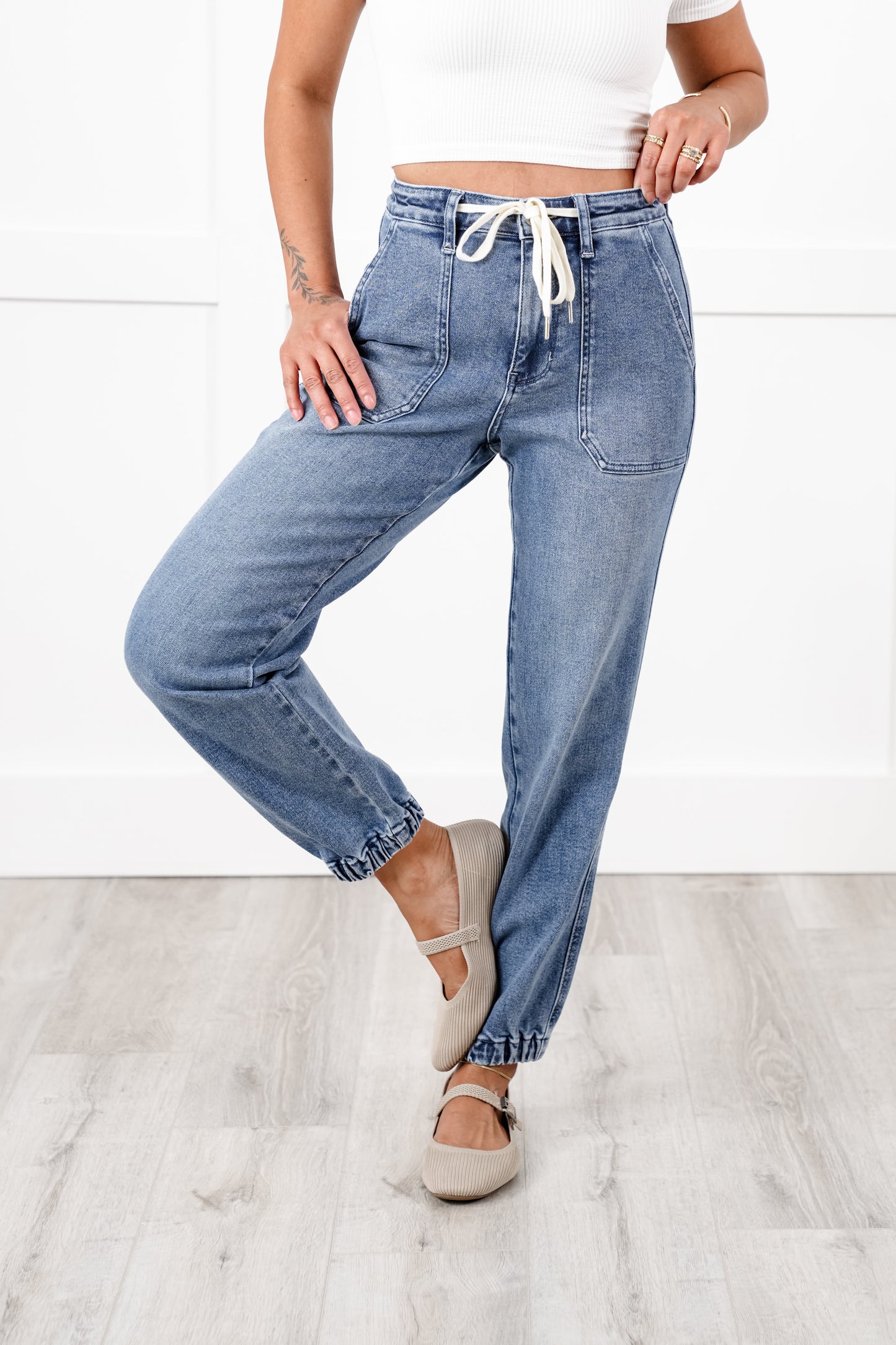 Judy Blue High Rise Medium Wash Joggers