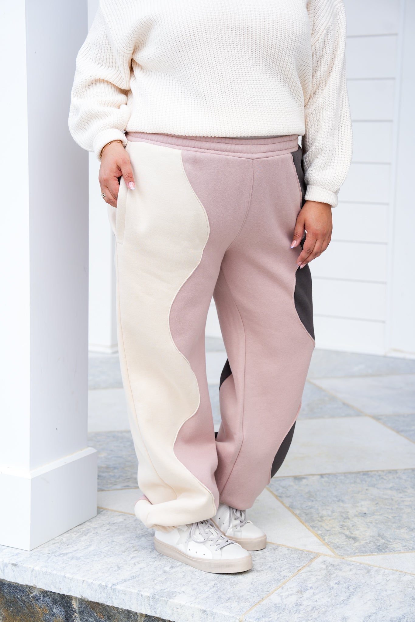 Plus/Reg Wavy Color Block Elastic Waist Sweatpants