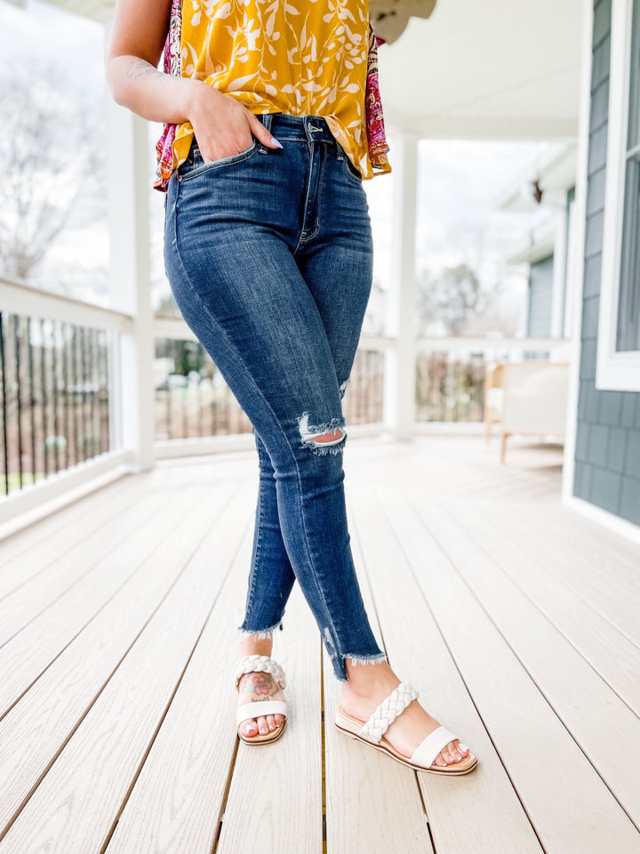 Judy Blue Field of Tulips Skinny Jeans