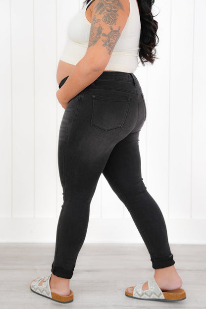 Judy Blue Maternity Non-Distressed Black Skinny Jeans