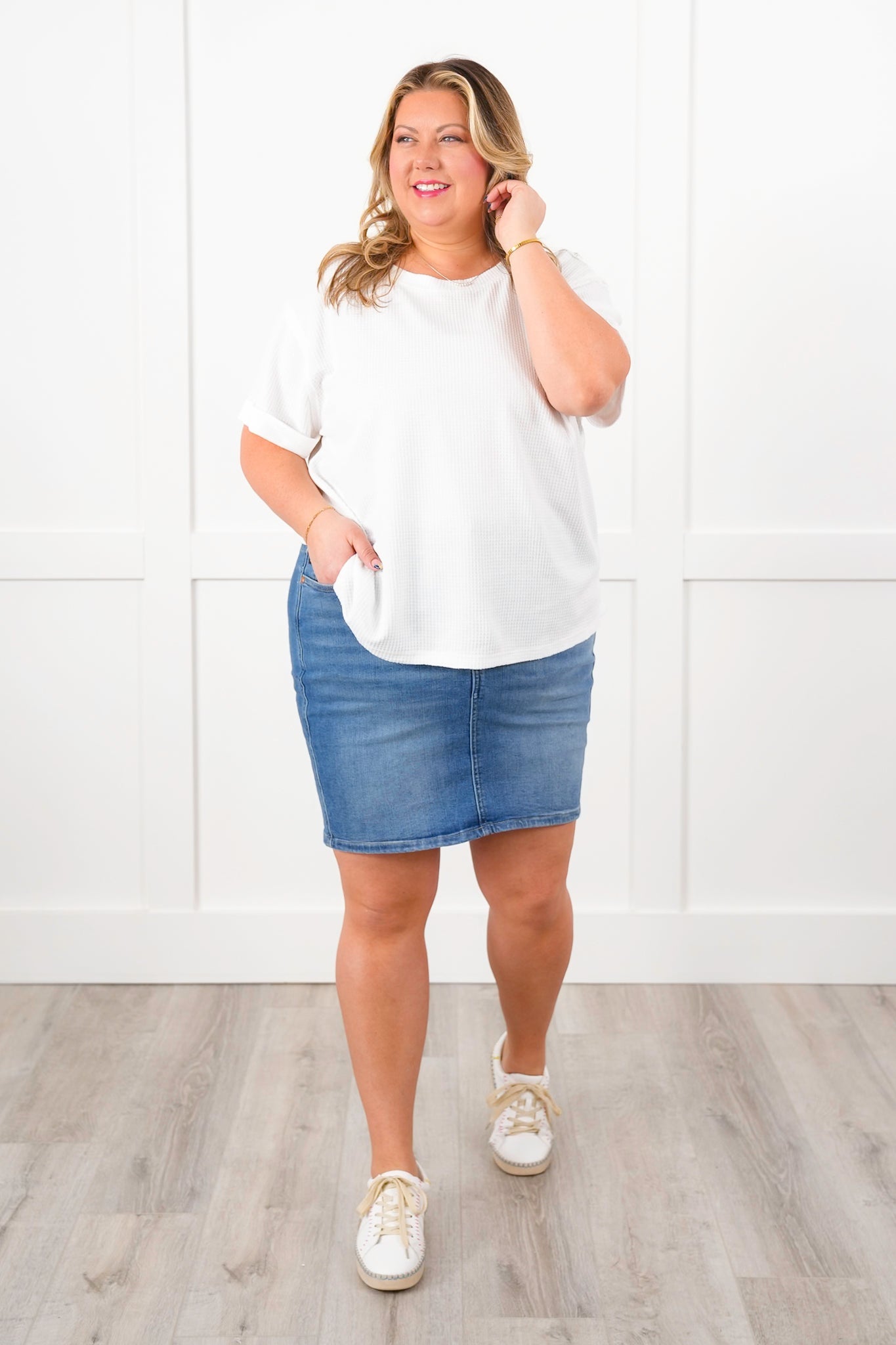 Door Buster! Plus/Reg Thermal Short Cuffed Sleeve Top
