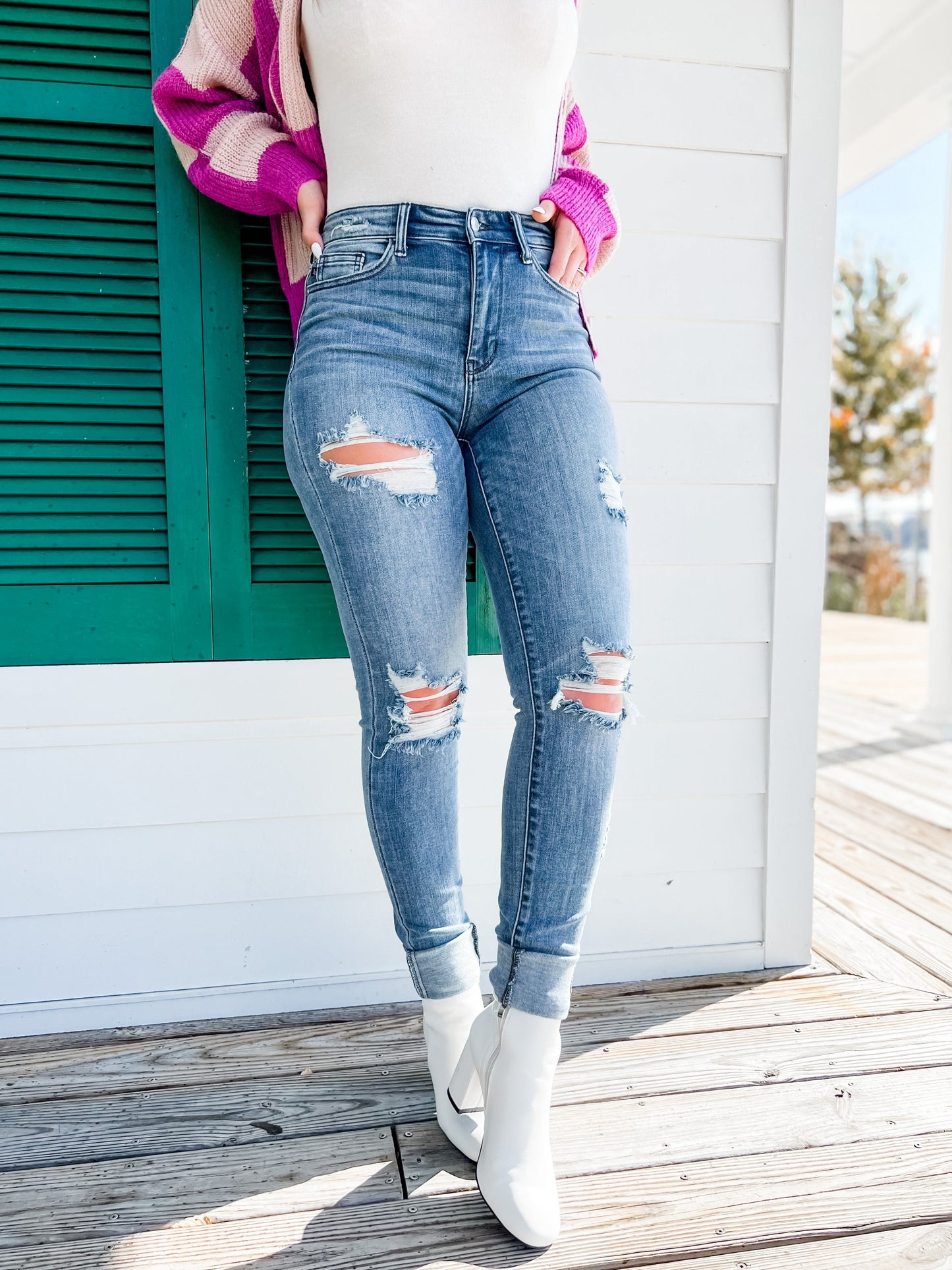 Judy Blue Skyscraper Long Tall Medium Wash Distressed Skinnies 34"!!!!