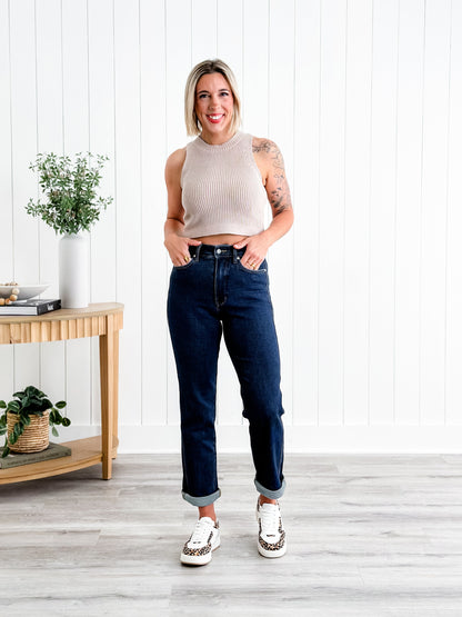 Judy Blue Straight Snatched High Rise Dark Wash Tummy Control Non Distressed Straight Leg Jeans