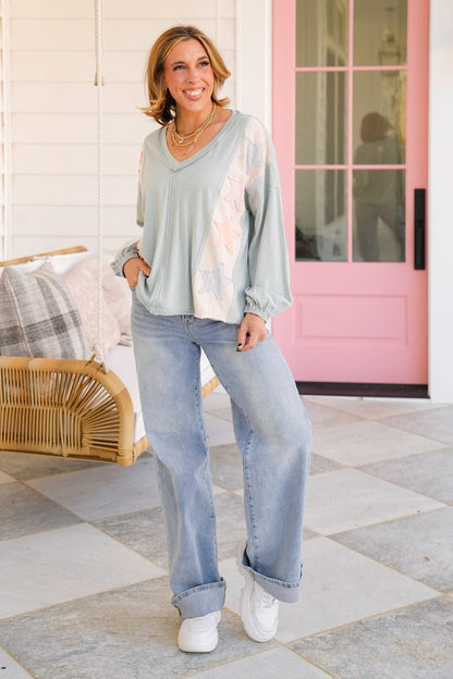 Plus/Reg Long Sleeve V Neck Top with Star Patch Detail