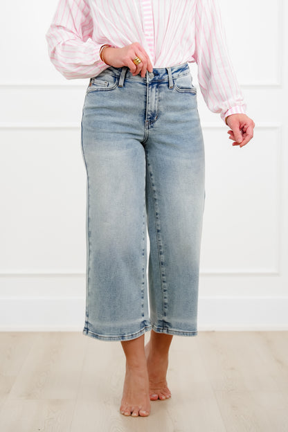 Judy Blue Mid Rise Medium Wash Cropped Wide Leg Jeans