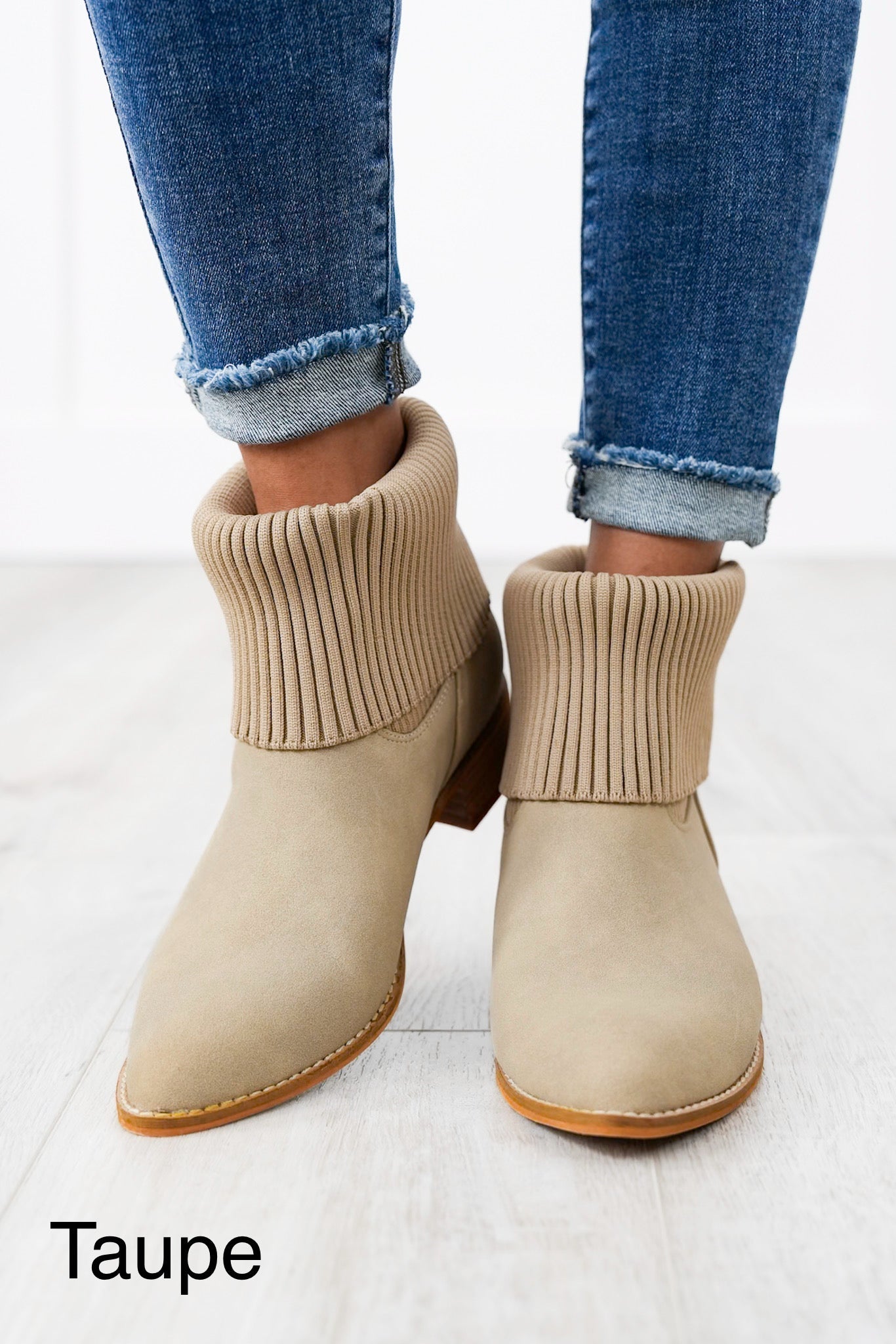 Ribbed Knit Cuff Boots