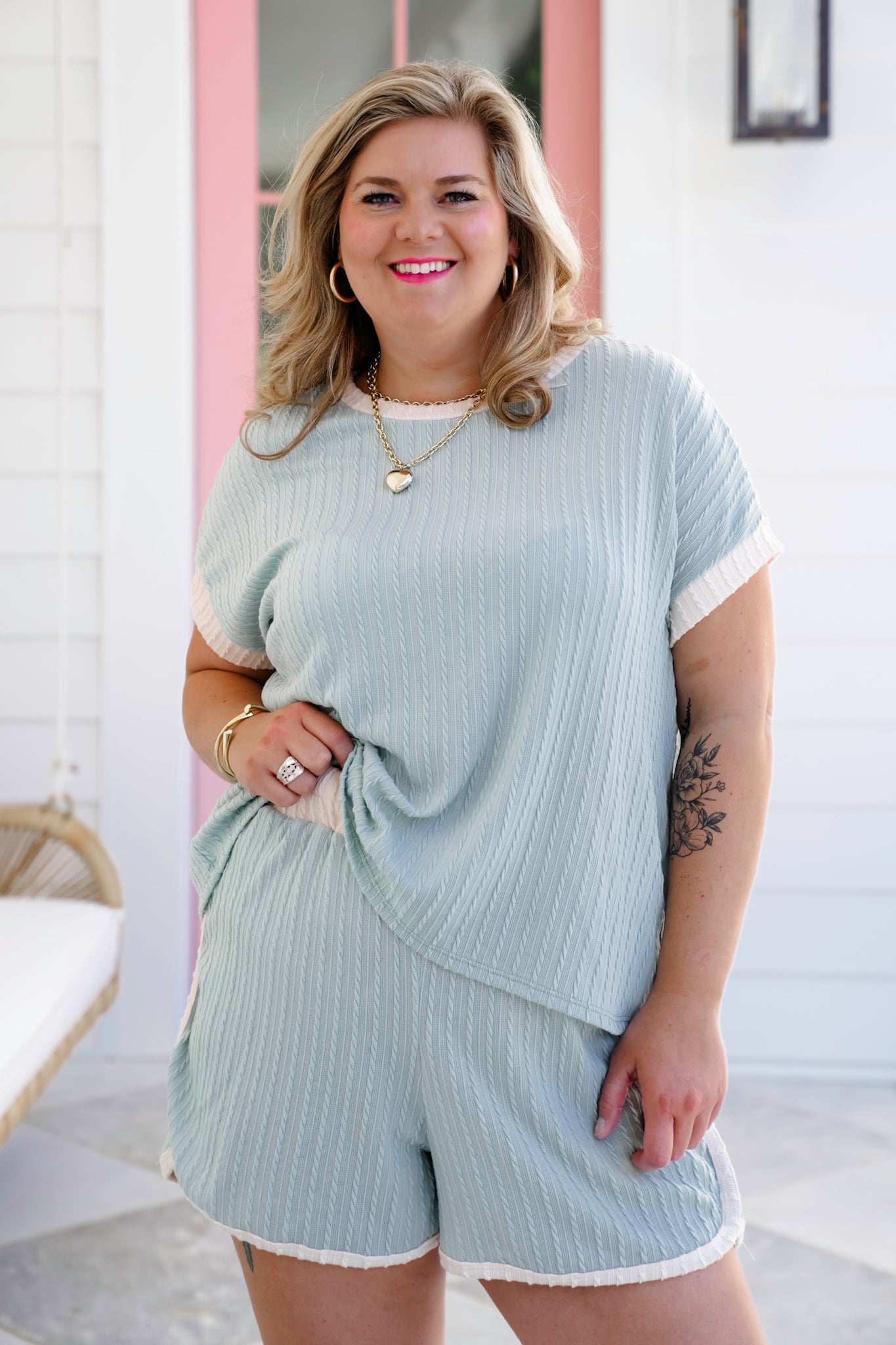 Plus/Reg Cable Knit Short Sleeve Top with Contrast Detail