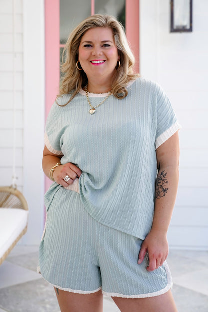 Plus/Reg Cable Knit Short Sleeve Top with Contrast Detail