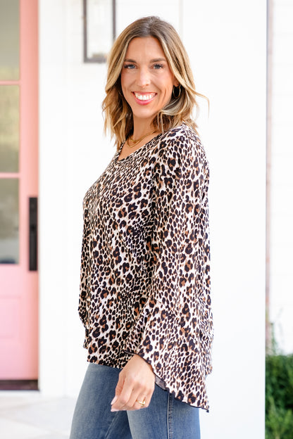 Plus/Reg Leopard Print Long Bell Sleeve V Neck Top