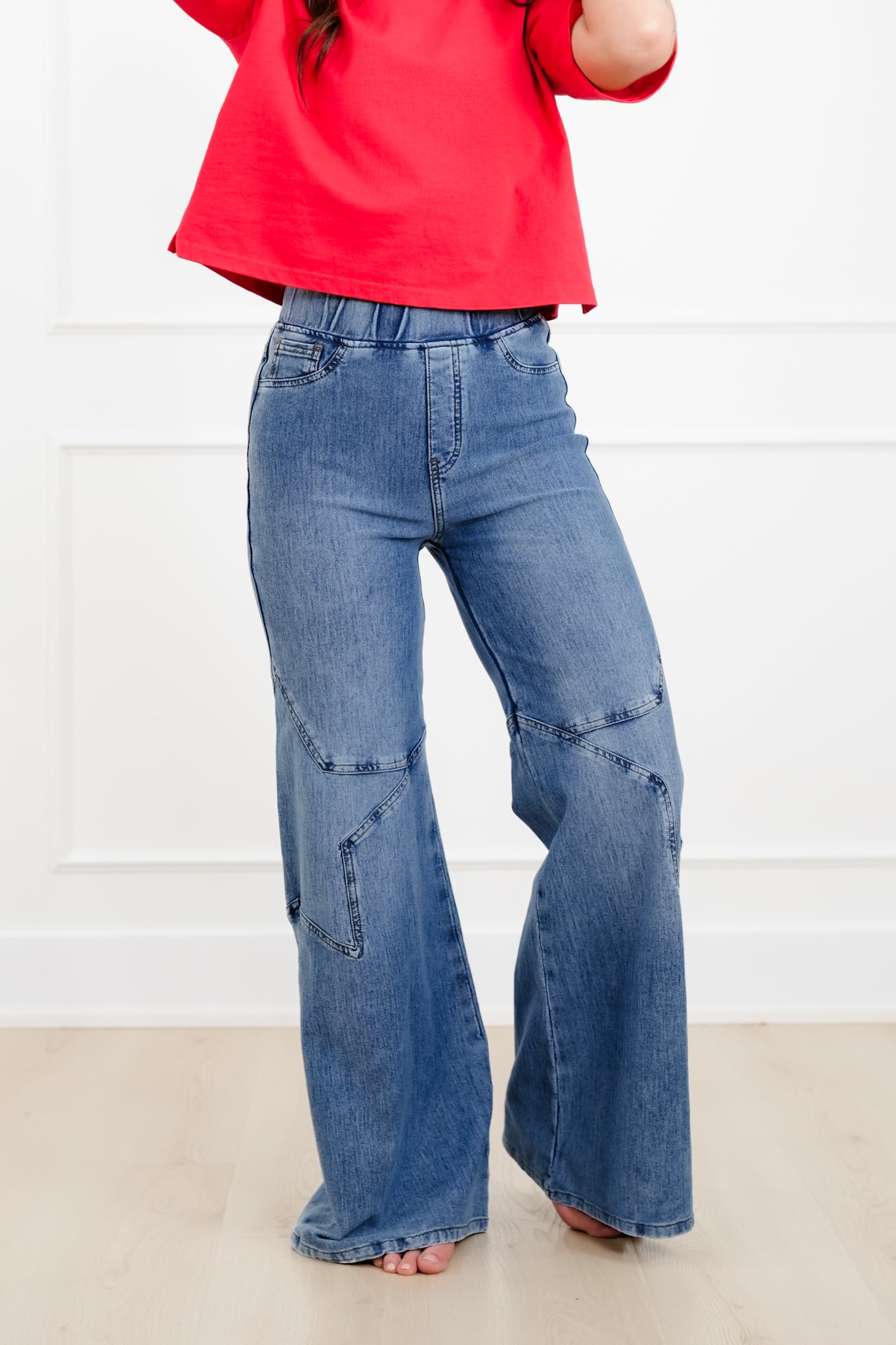 Plus/Reg Saige High Rise Medium Wash Pull On Star Wide Leg Knit Jeans