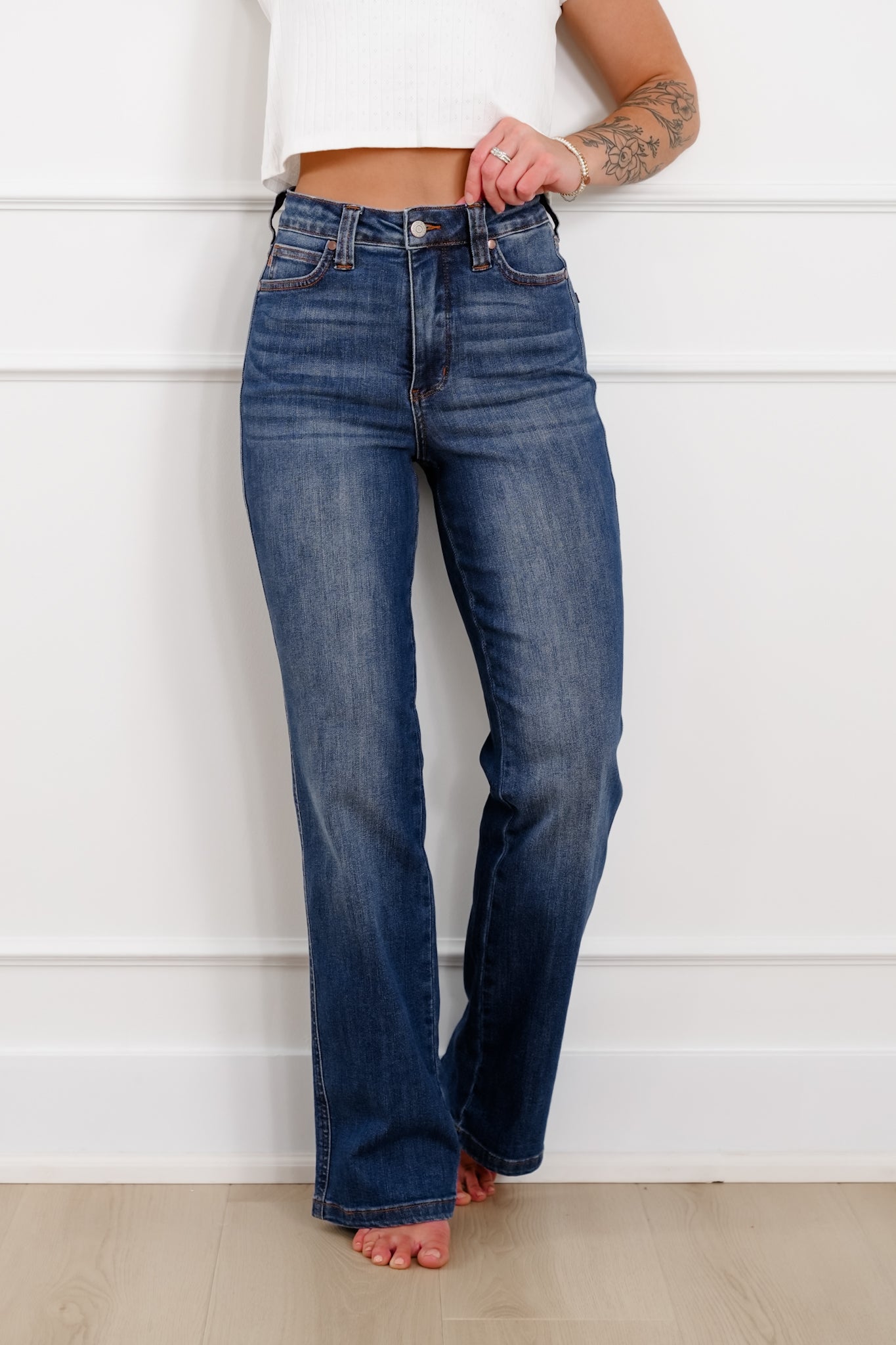 Judy Blue High Rise Medium Wash Tummy Control Straight Leg Jeans