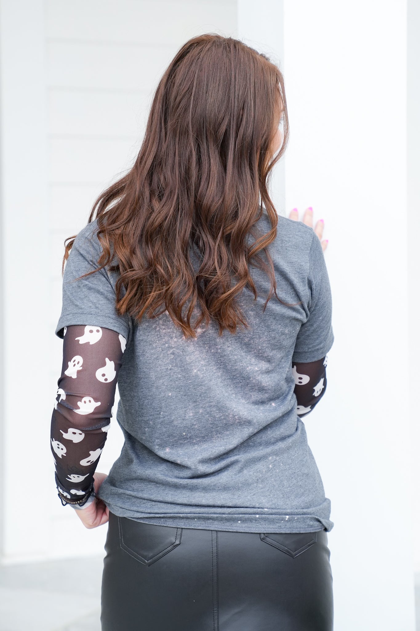 Plus/Reg Short Sleeve Ghost Kitty "Boo" Graphic Tee
