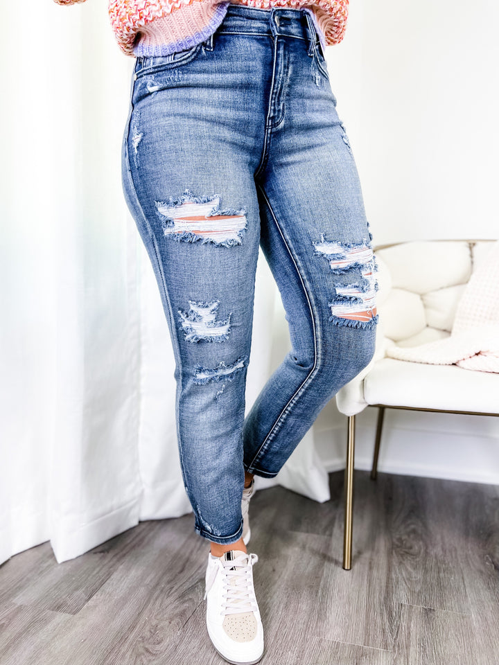 Judy Blue Day Tripper High Rise Distressed Boyfriend Jeans