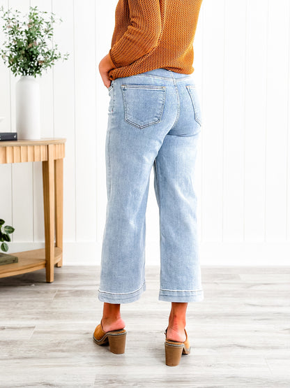 Risen  The Essential Wide Leg Crop Jeans