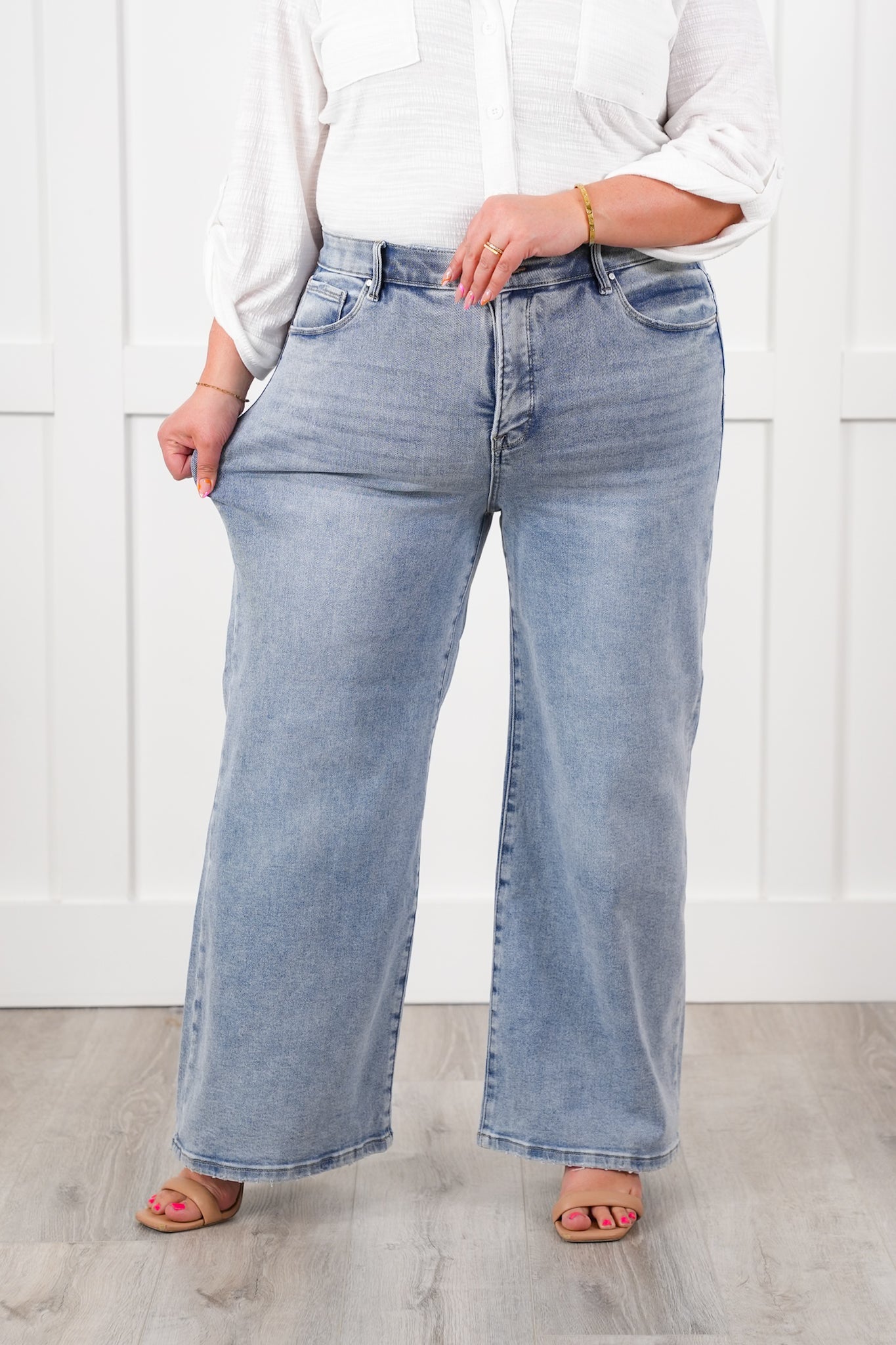Risen High Rise Light Wash Tummy Control Elastic Waistband Cropped Wide Leg Jeans
