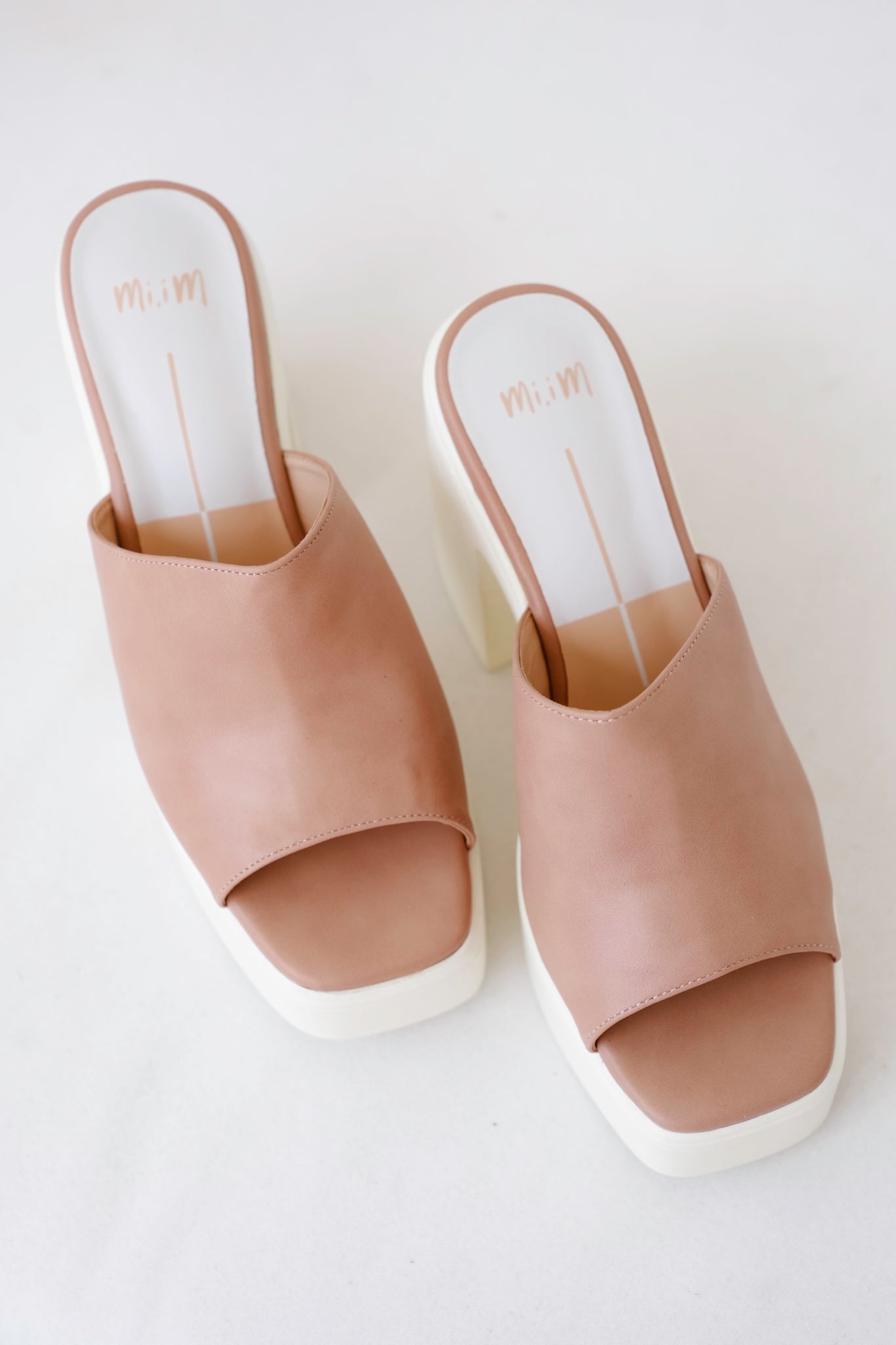 Chic Two-Tone Chunky Platform Heels