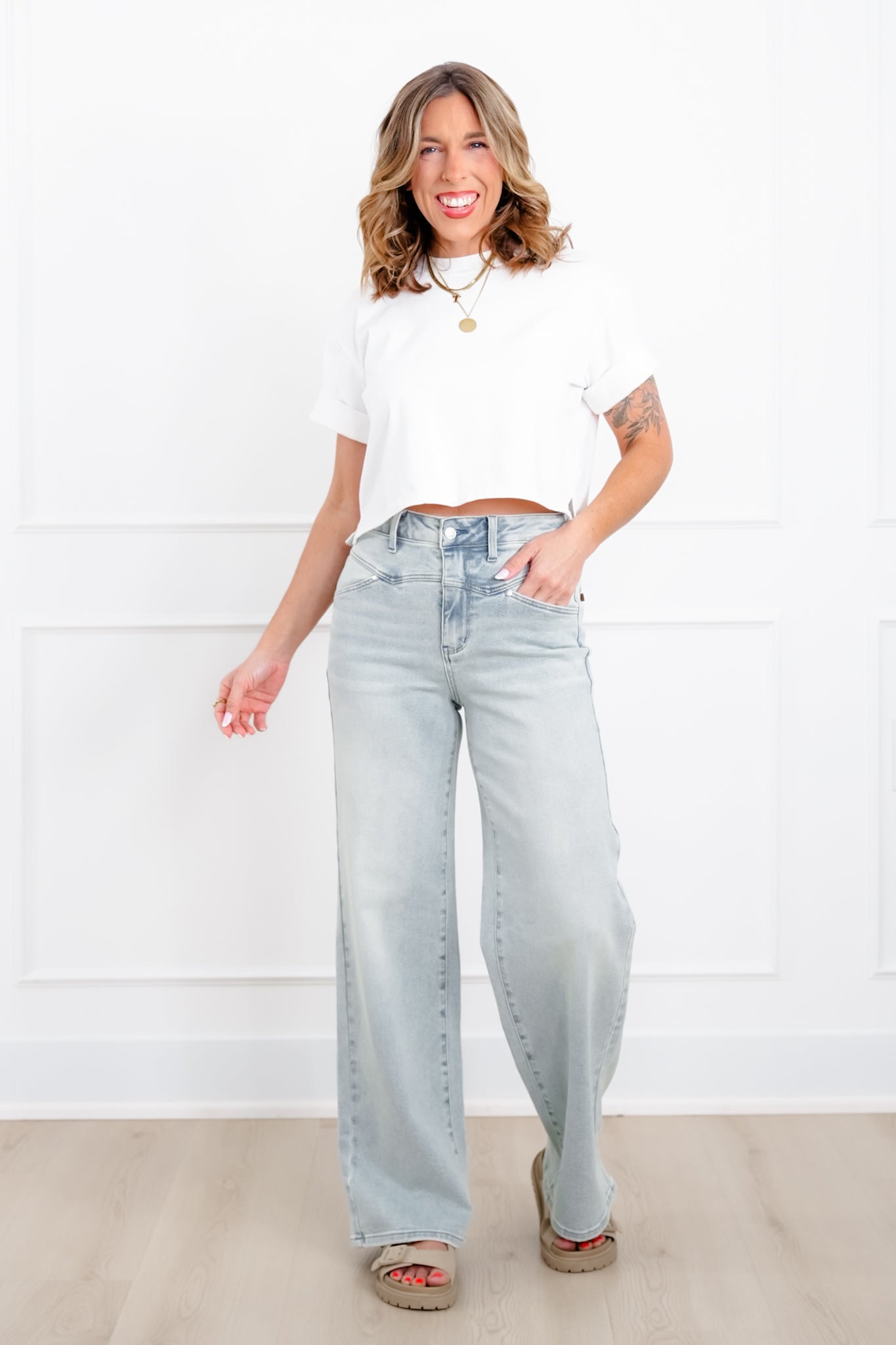 Judy Blue High Rise Medium Wash Column Straight Leg Jeans