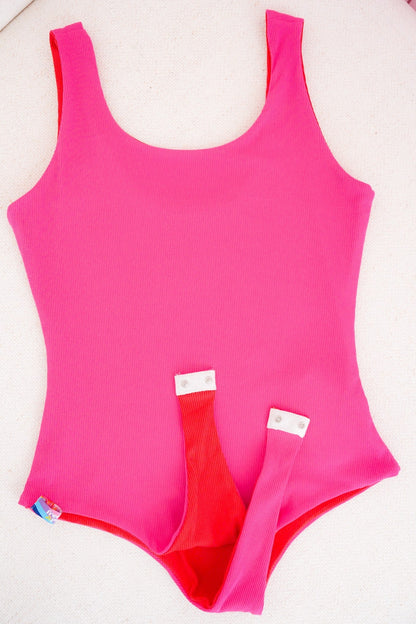 Plus/Reg Sleeveless Ribbed Knit Reversible Bodysuit (Multiple Colors)