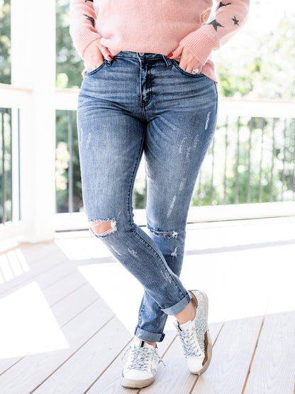 KanCan Medium Wash Knee Distressed Skinny Jeans