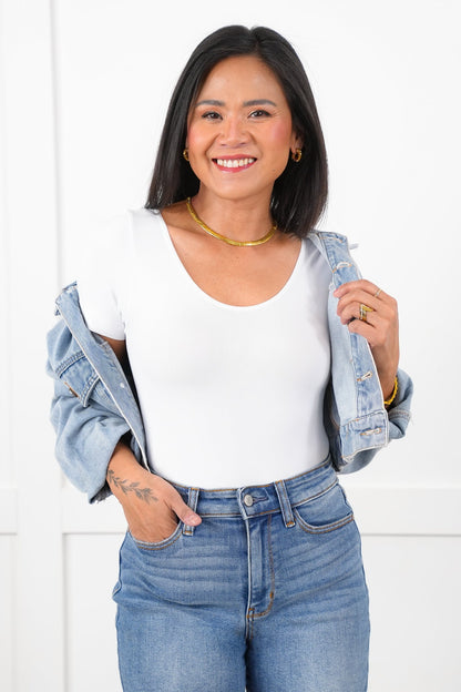 Door Buster! Plus/Reg Solid Short Sleeve Reversible Bodysuit