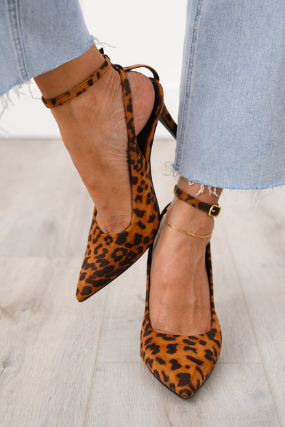 Elegant Pointed Toe High Heel with Ankle Strap