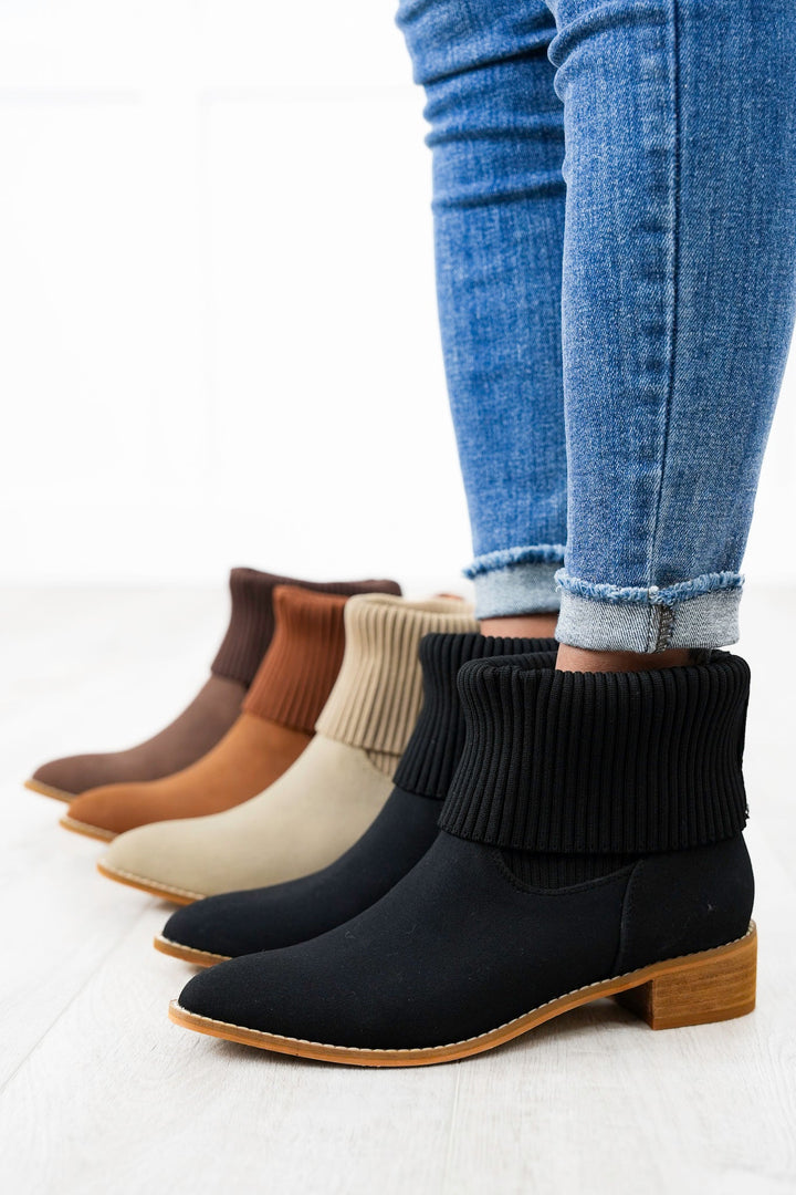 Ribbed Knit Cuff Boots