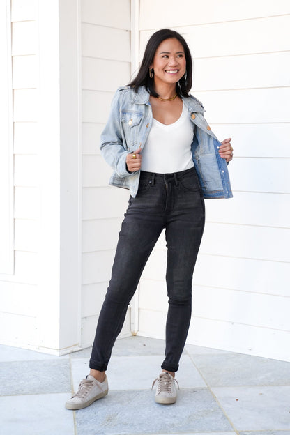 Judy Blue Mid Rise Black Tummy Control Skinny Jeans