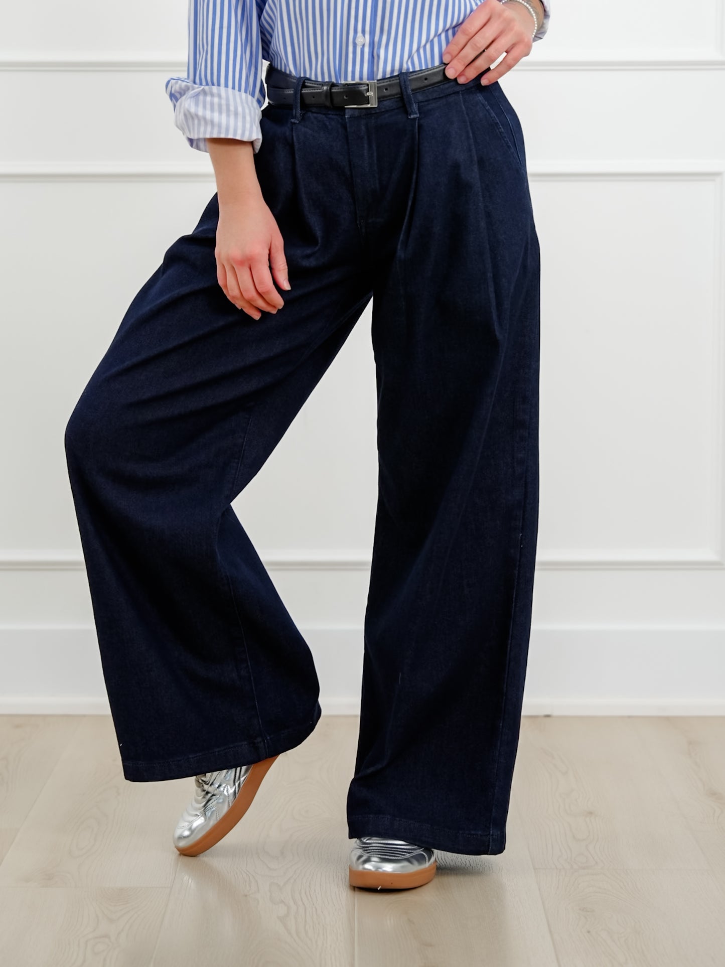 Risen Dark Wash Slouchy Palazzo Pleated Jeans - Freckled Poppy