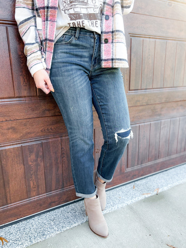 Judy Blue Eight Days A Week Vintage Wash Distressed Knee Patch Boyfriend Jean