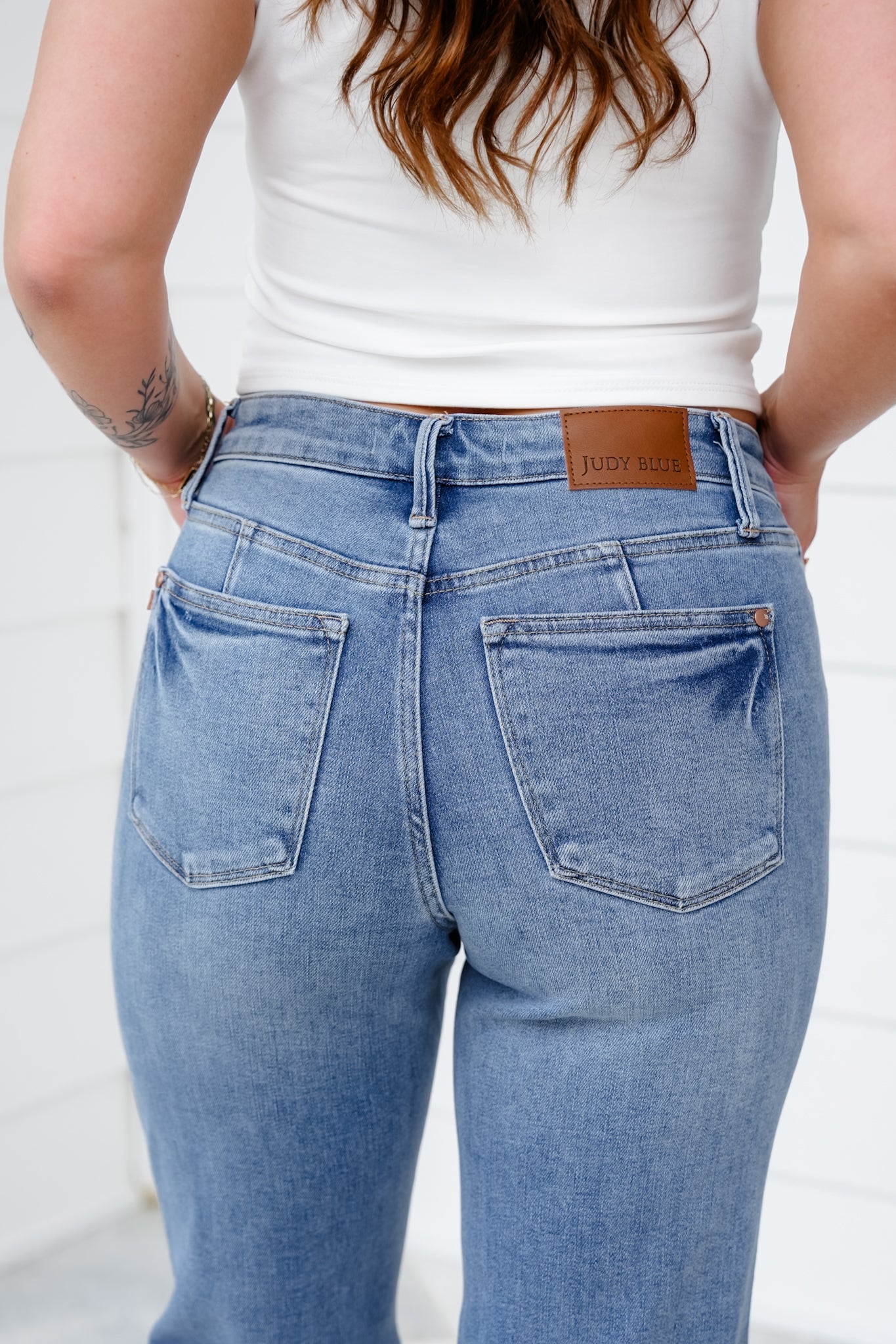 Judy Blue Mid Rise Medium Vintage Wash Tummy Control Straight Leg Jeans