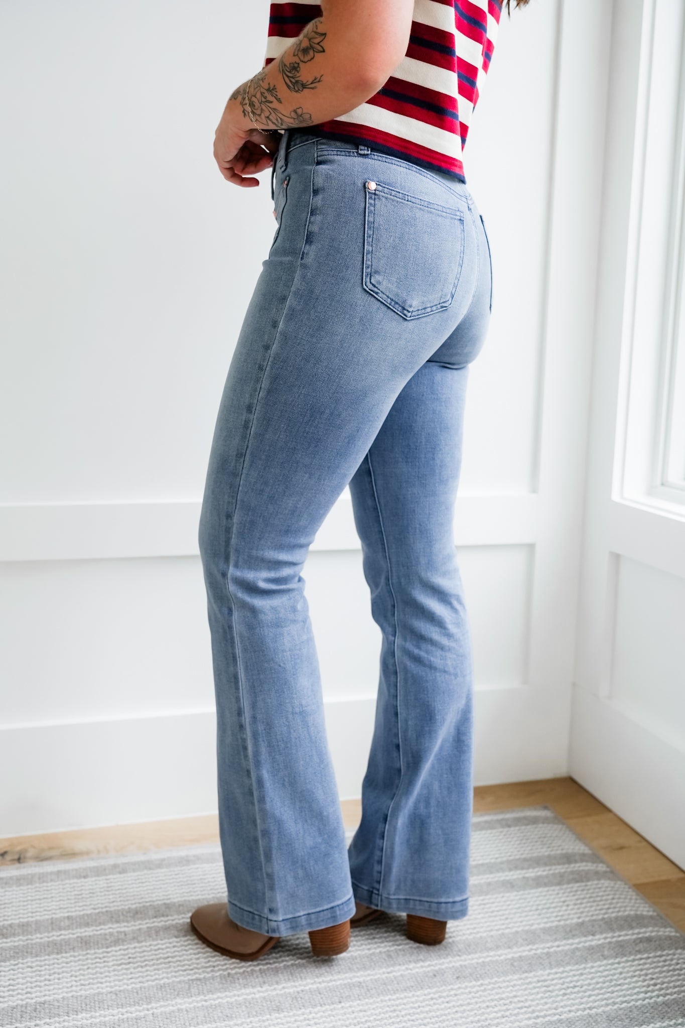 Judy Blue Mid Rise Medium Wash Bootcut Jeans with Front Patch Pockets