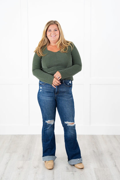 Plus/Reg Ribbed Long Sleeve V Neck Top (Multiple Colors)
