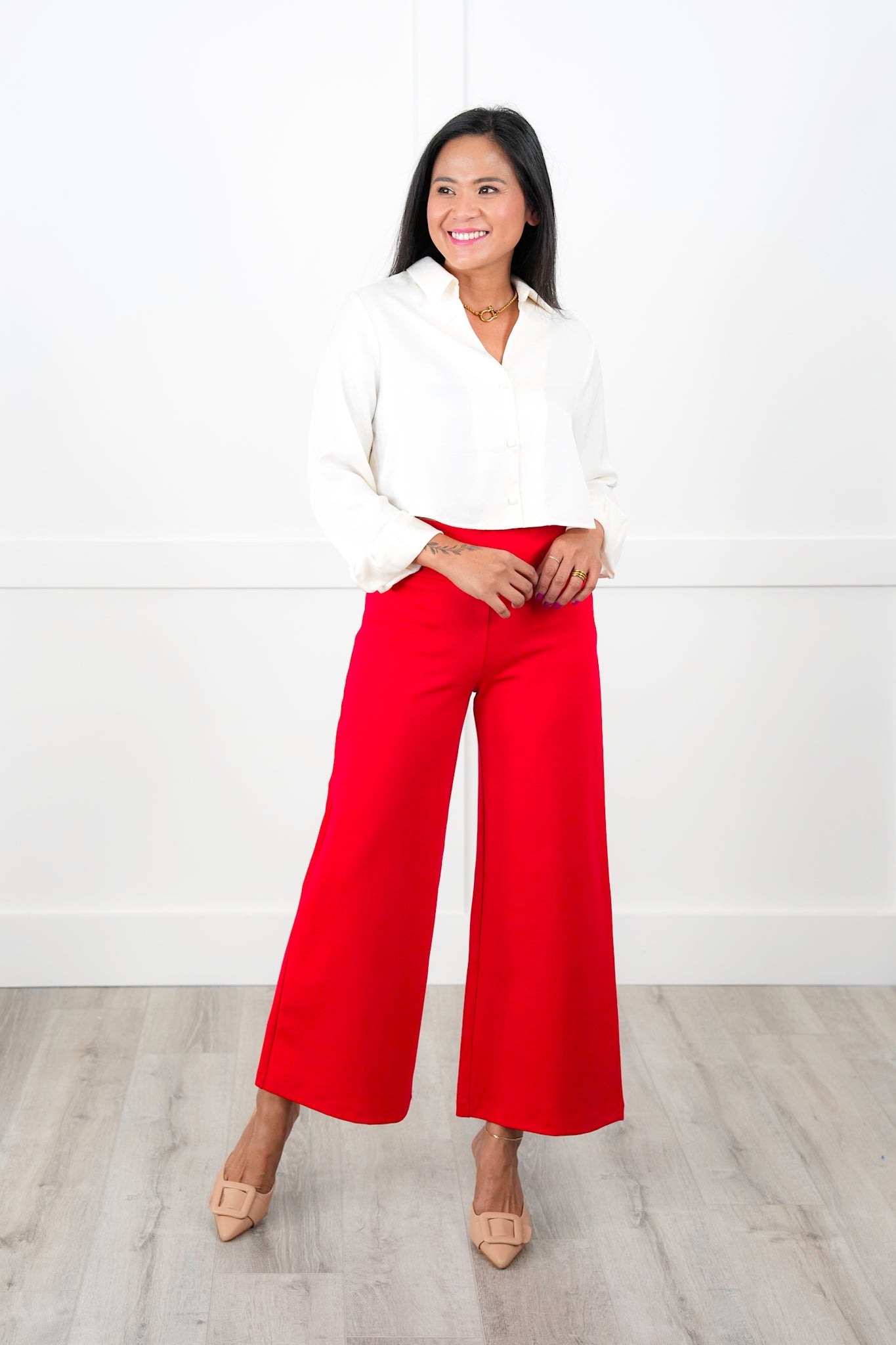 Door Buster! Plus/Reg Solid Double Knit Wide Leg Cropped Pull On Pants