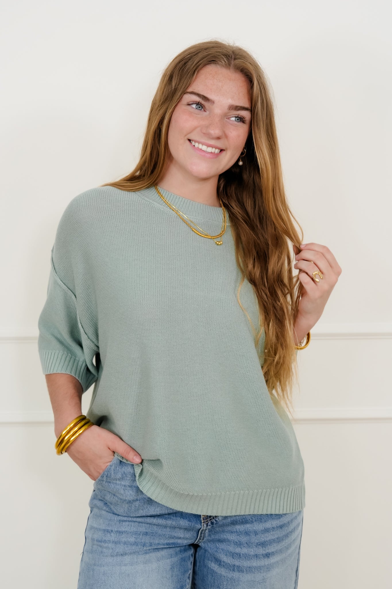 Textured Short Sleeve Round Neck Sweater Top