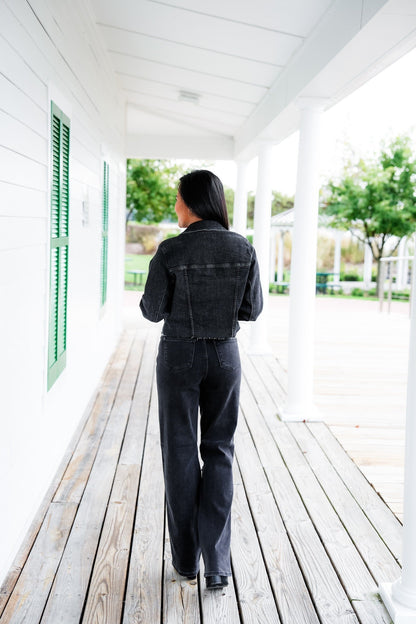 Judy Blue Straight Obsessed High Rise Black Rigid Magic 90's Distressed Straight Leg Jeans