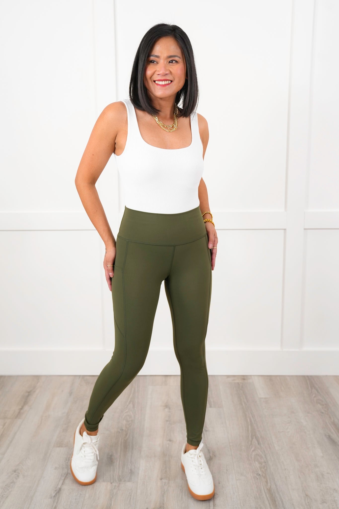 Door Buster! Plus/Reg High Waist Leggings with Pocket Detail