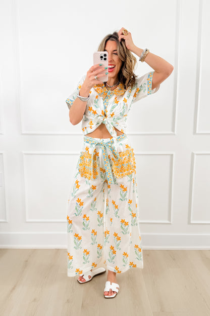 POL Floral Print Wide Leg Pants with Patch Pockets