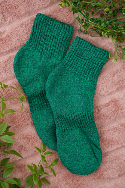 Solid Color Quarter Sporty Socks