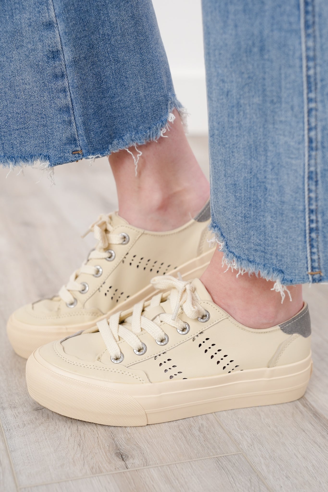 Blowfish Casual Perforated  Low Top Sneakers