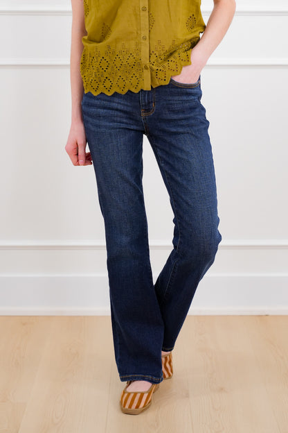Judy Blue PETITE Mid Rise Dark Wash Bootcut Jeans
